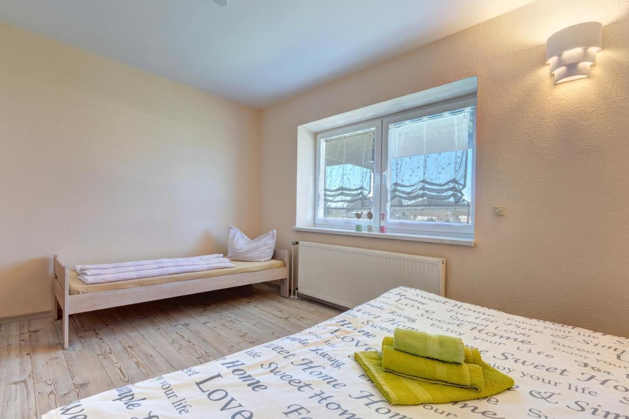 Appartement Haus Im Gruenen à Heringsdorf  Extérieur photo
