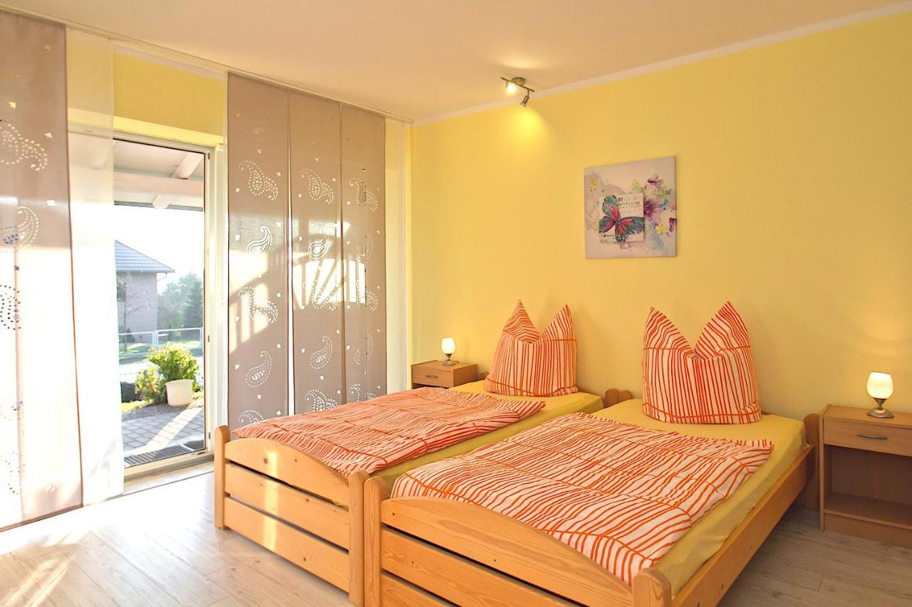 Appartement Haus Im Gruenen à Heringsdorf  Extérieur photo